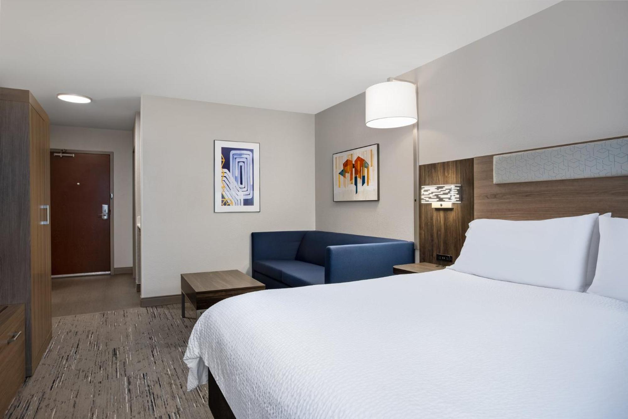 Holiday Inn Express Hotel & Suites Terre Haute By Ihg Εξωτερικό φωτογραφία