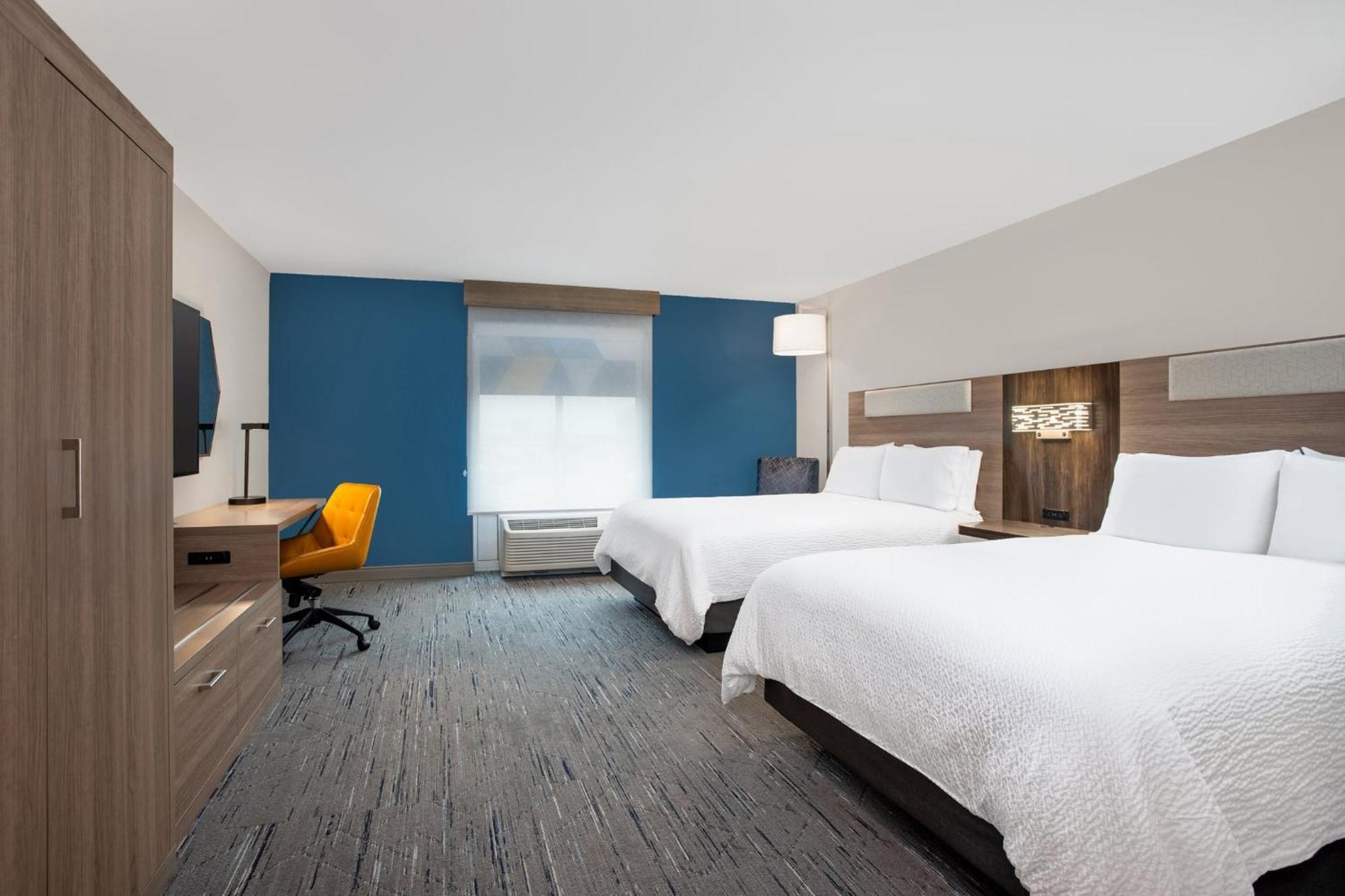 Holiday Inn Express Hotel & Suites Terre Haute By Ihg Εξωτερικό φωτογραφία