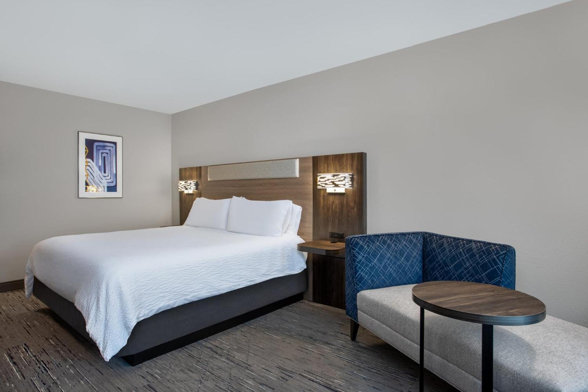 Holiday Inn Express Hotel & Suites Terre Haute By Ihg Εξωτερικό φωτογραφία