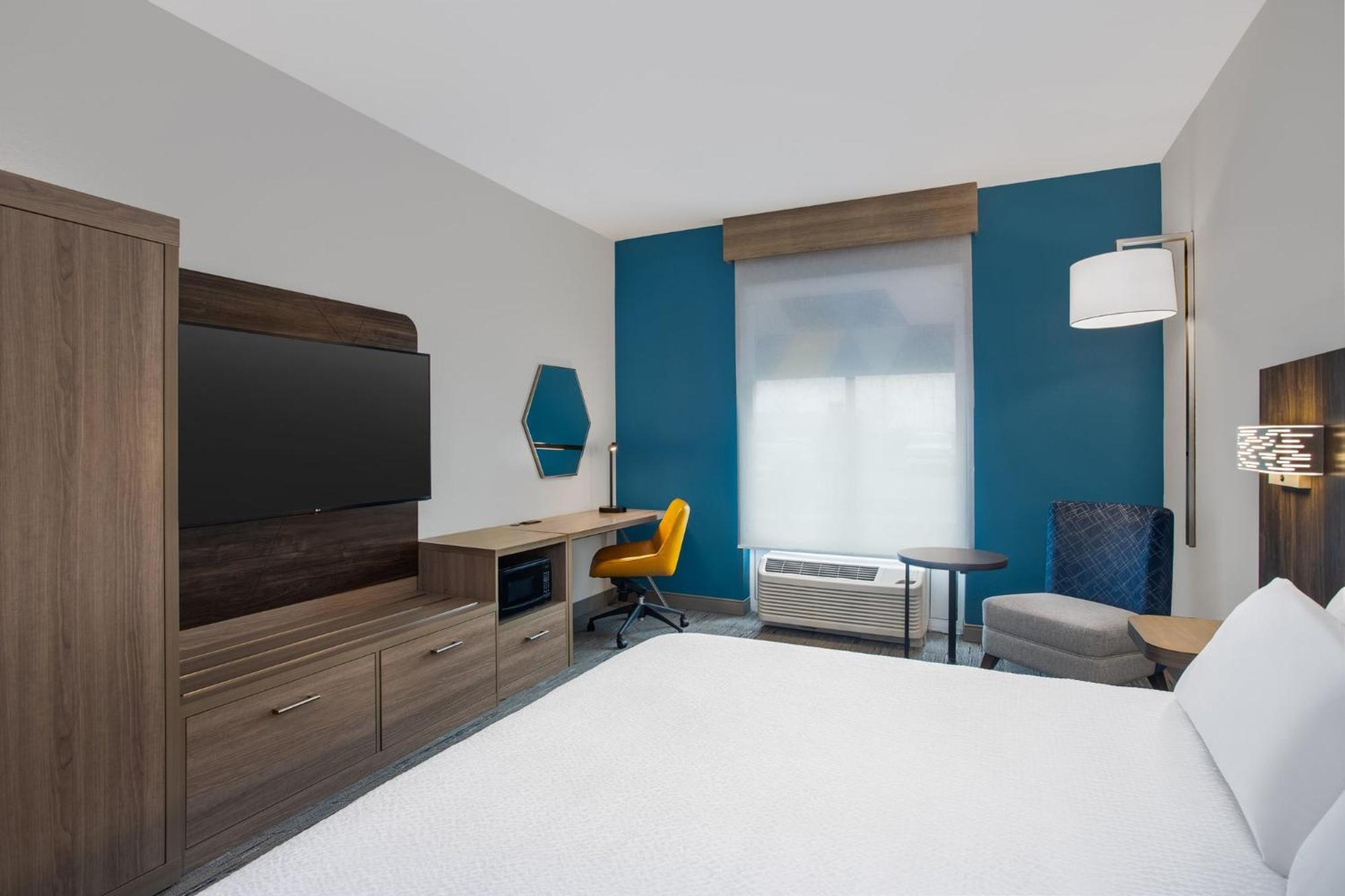 Holiday Inn Express Hotel & Suites Terre Haute By Ihg Εξωτερικό φωτογραφία
