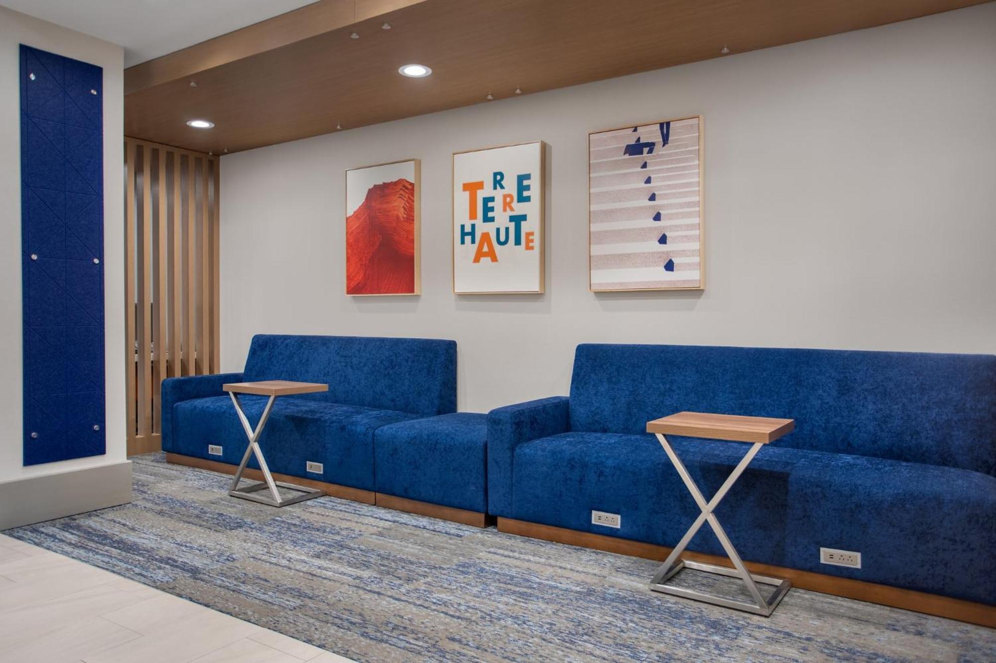Holiday Inn Express Hotel & Suites Terre Haute By Ihg Εξωτερικό φωτογραφία