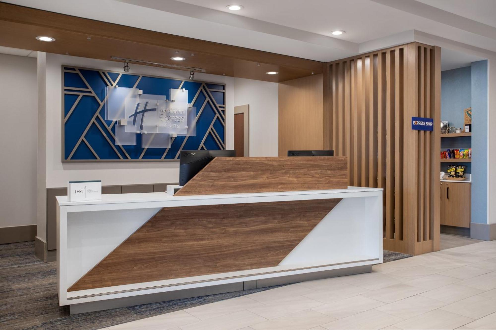 Holiday Inn Express Hotel & Suites Terre Haute By Ihg Εξωτερικό φωτογραφία