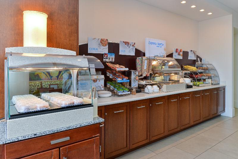 Holiday Inn Express Hotel & Suites Terre Haute By Ihg Εξωτερικό φωτογραφία